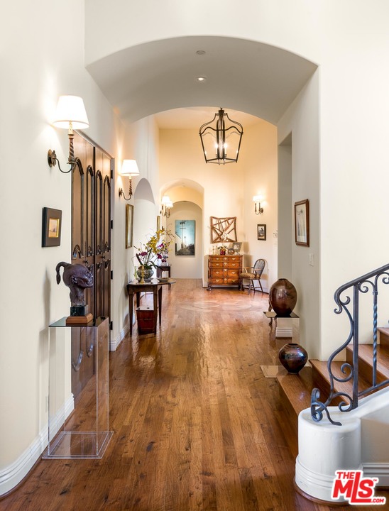 2838 East Valley Road Santa Barbara, CA 93108 - Photo 16 of 28 a view of a lobby with furniture and wooden floor