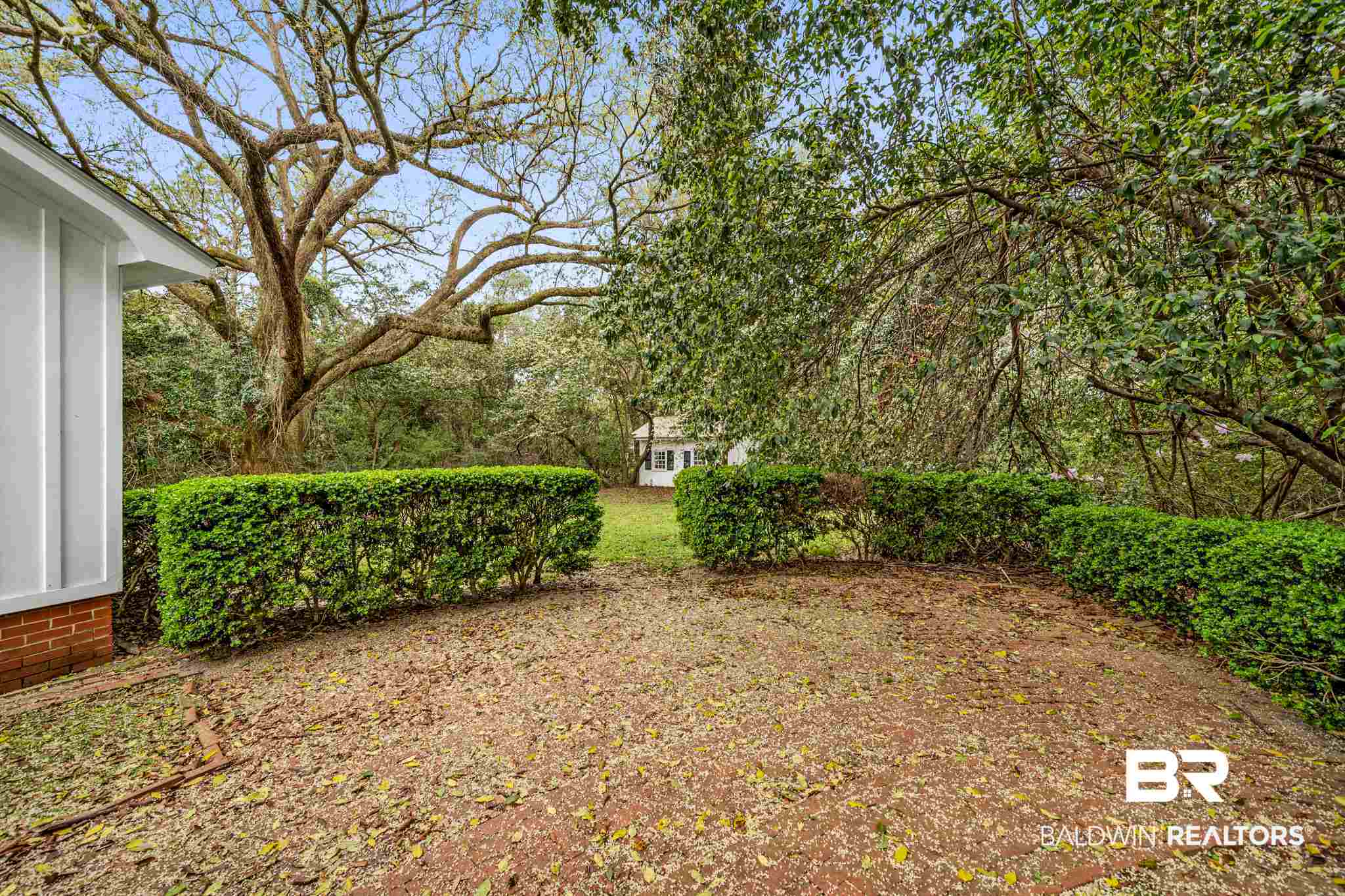 420 Byron Avenue East Mobile, AL 36609 - Photo 25 of 38