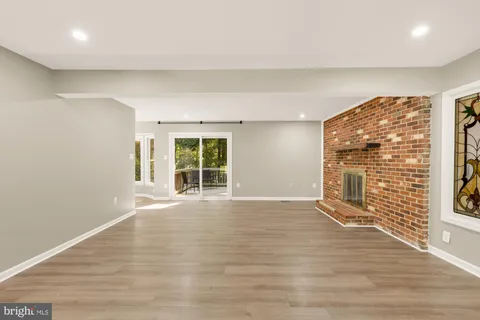 $674,900 | 13005 Emmet Court, Woodbridge, VA 22192