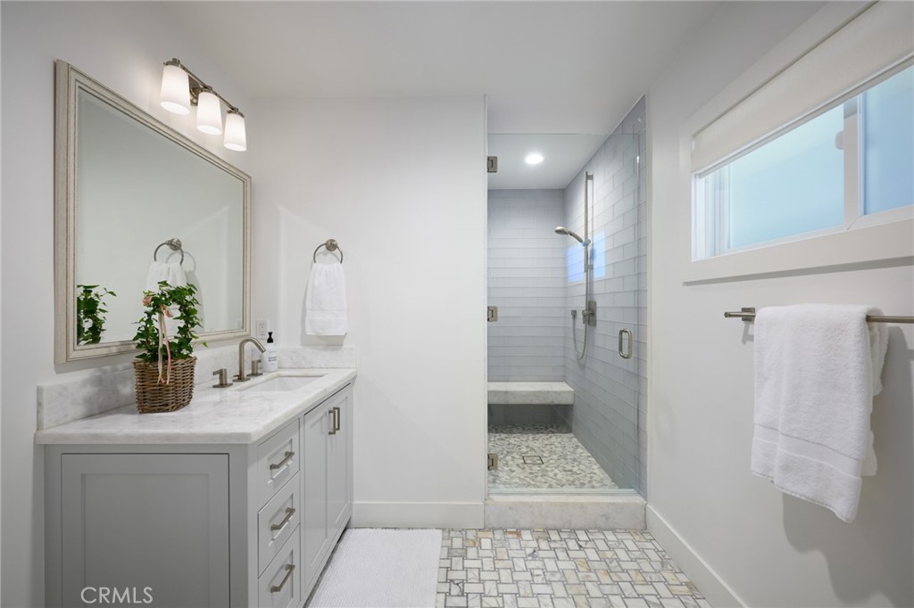 519 Signal Road Newport Beach, CA 92663 - Photo 18 of 24 Photos may not represent current staging.