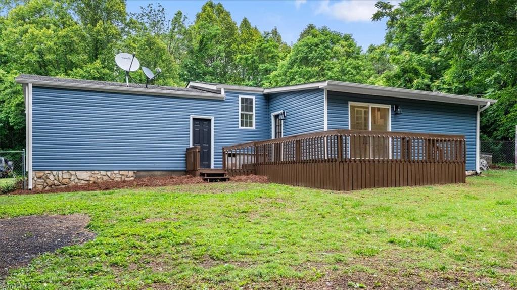 1185 Hancock Road Sandy Ridge, NC 27046 - Photo 32 of 35