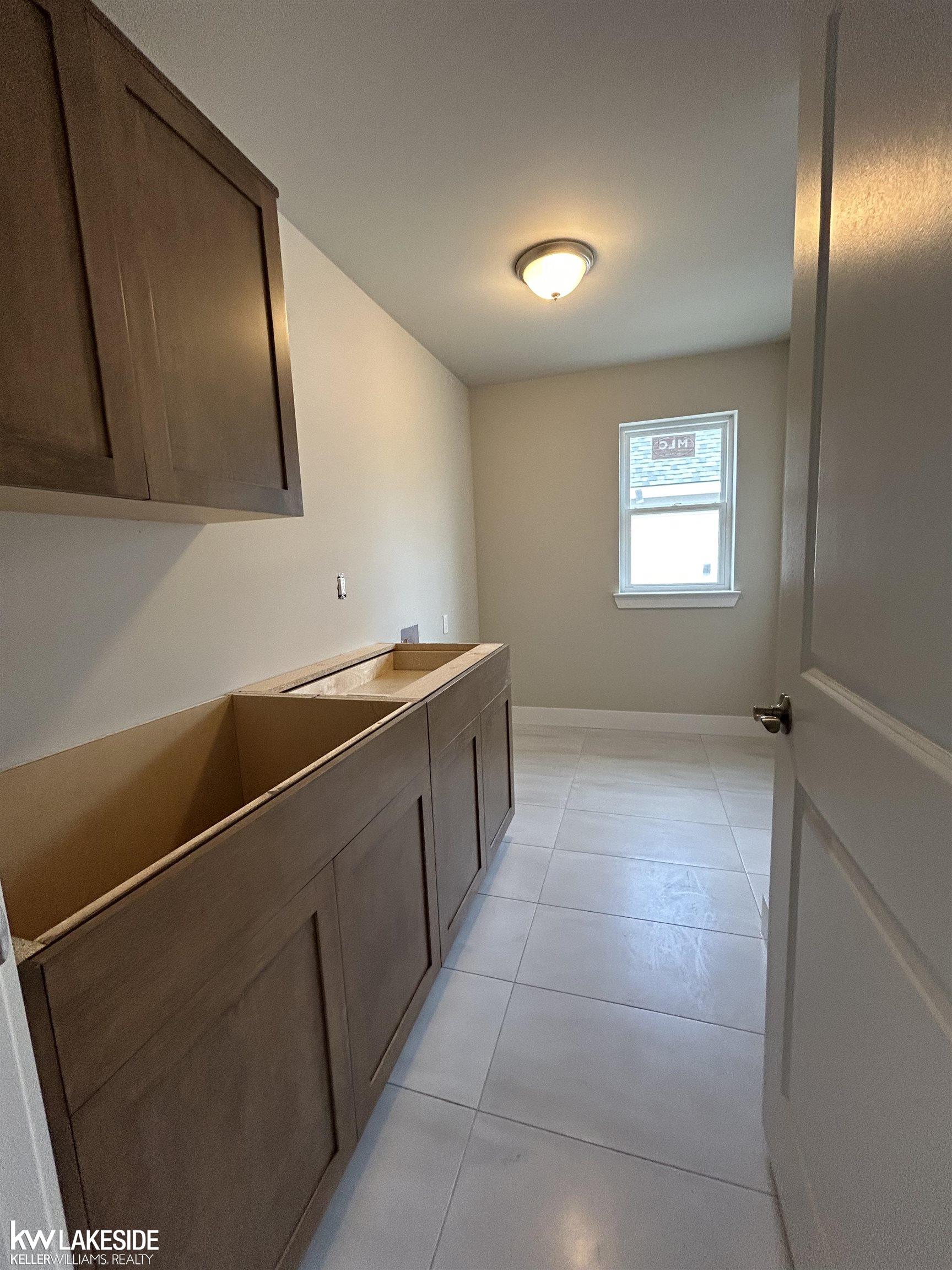 13281 Demil Drive Romeo, MI 48065 - Photo 16 of 16 50124445-15.JPG