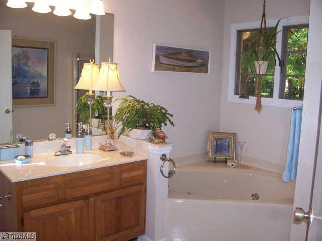 251 Lakeview Road Mocksville, NC 27028 - Photo 6 of 15 Master Bath/Spa. Master bath with jetted tub and separate shower.