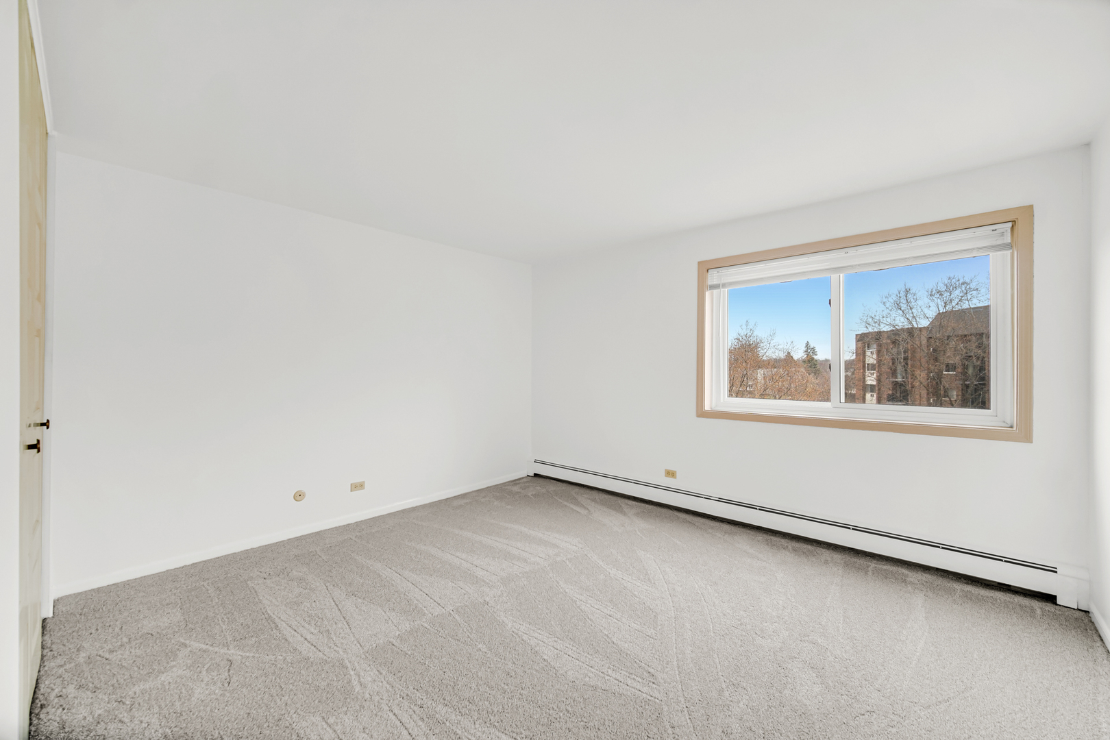 4731 St Joseph Creek Road, Unit 4E Lisle, IL 60532 - Photo 14 of 21