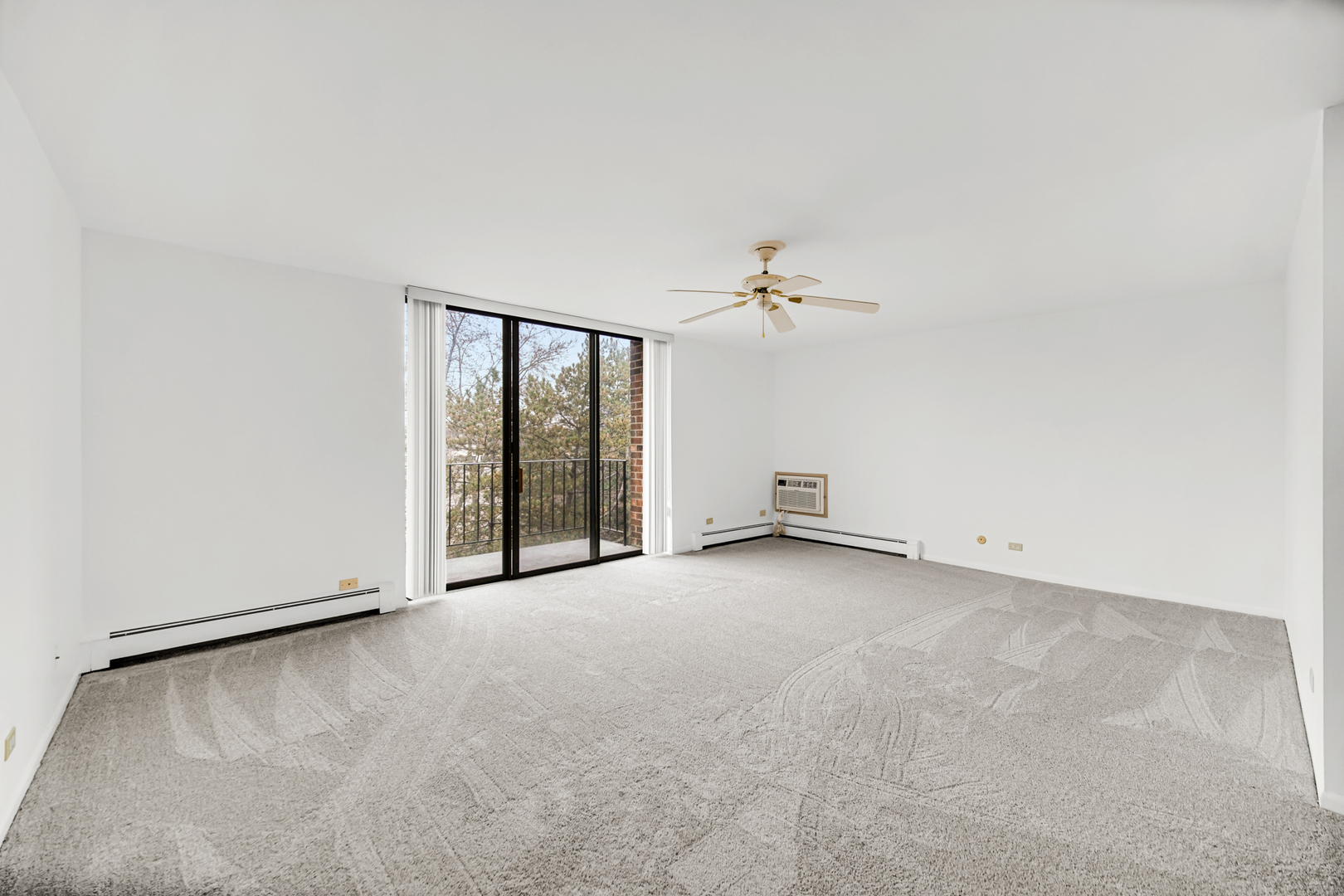 4731 St Joseph Creek Road, Unit 4E Lisle, IL 60532 - Photo 4 of 21