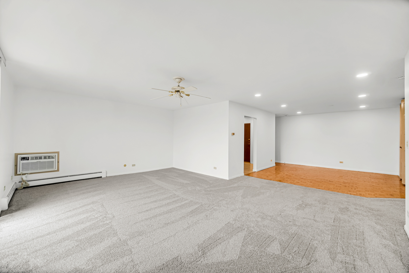 4731 St Joseph Creek Road, Unit 4E Lisle, IL 60532 - Photo 5 of 21