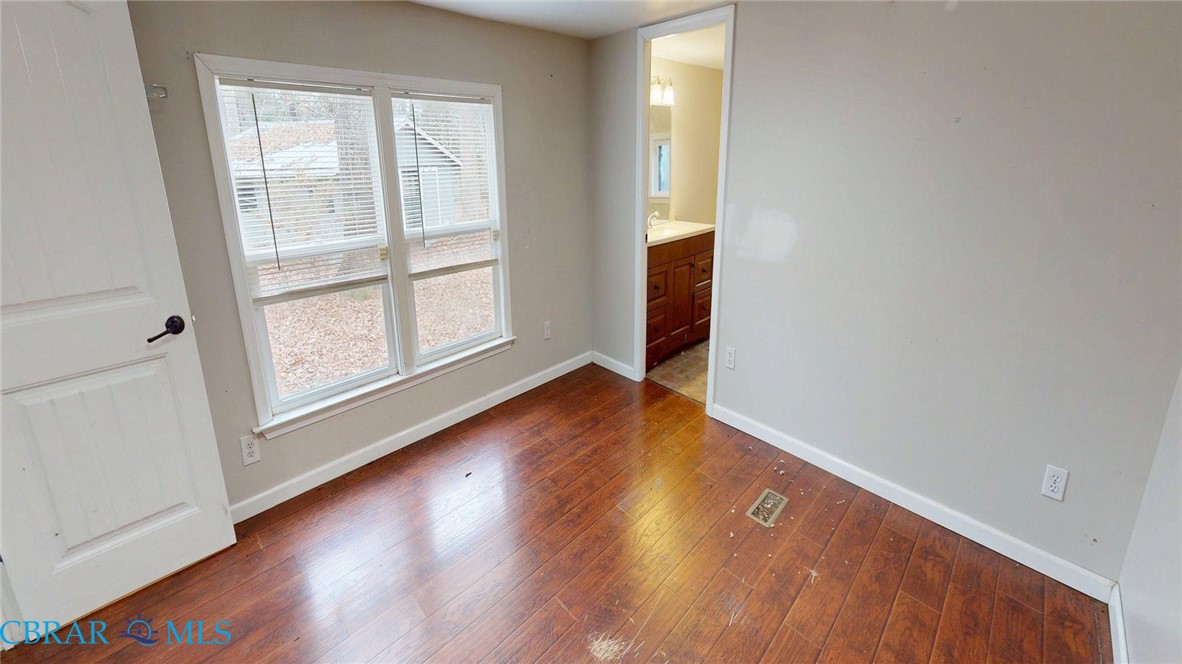 9909 Friendship Road Gloucester, VA 23061 - Photo 18 of 43