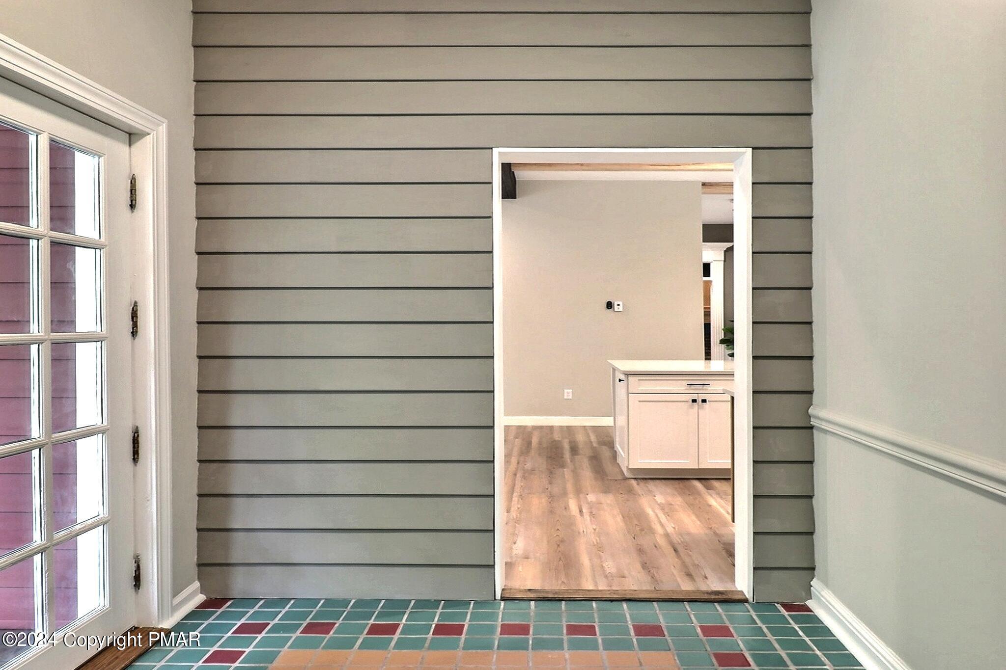 333 Merwinsburg Road Effort, PA 18330 - Photo 42 of 55 Mud Room