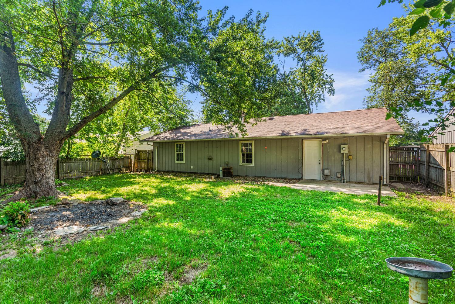 1165 Clark Street Rantoul, IL 61866 - Photo 4 of 26