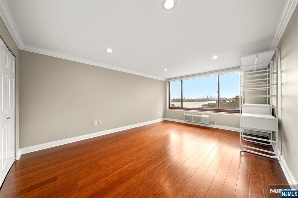 100 Old Palisade Road, Unit 801 Fort Lee, NJ 07024 - Photo 10 of 19