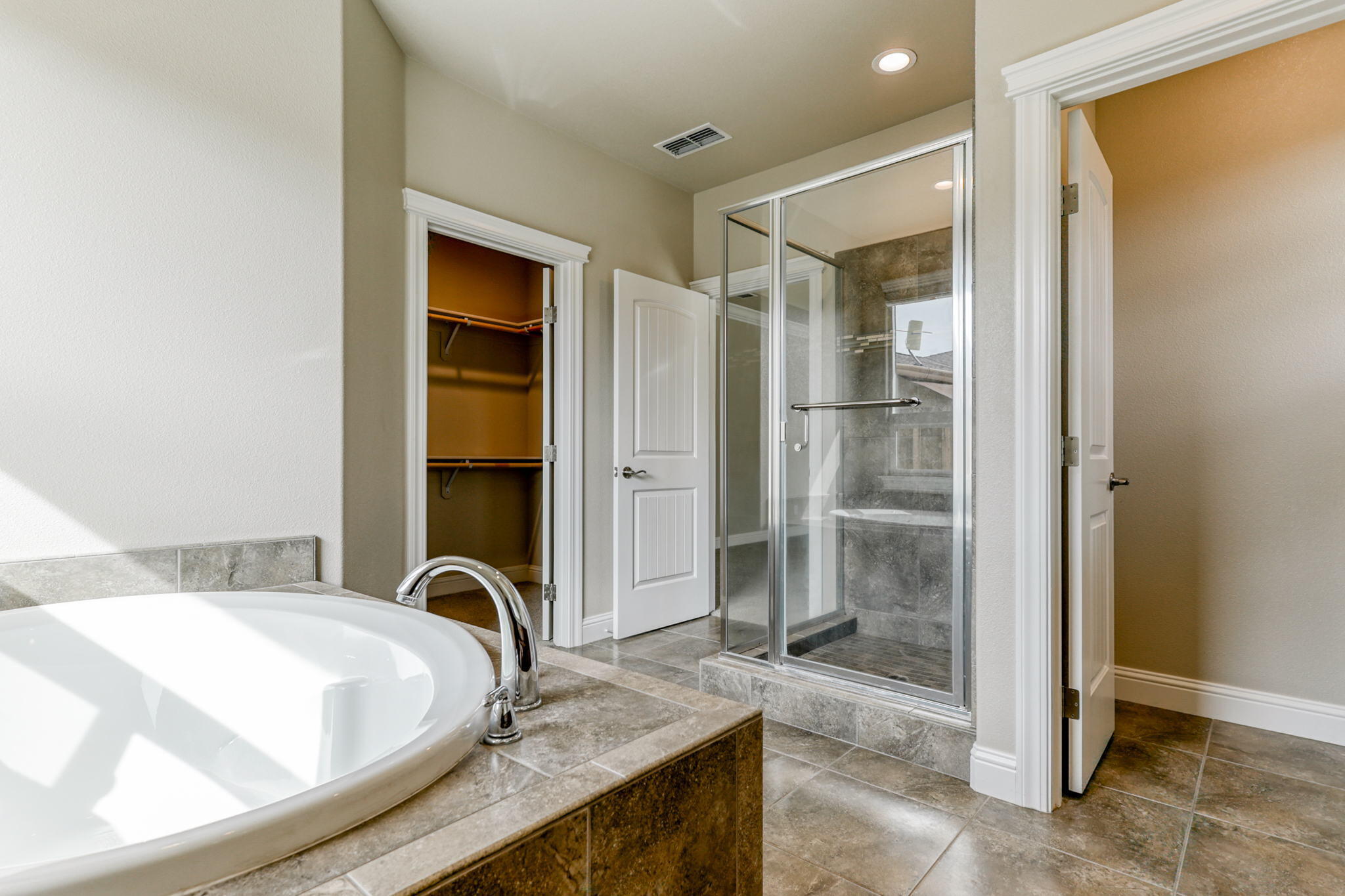 3355 Hotlam Road Redding, CA 96002 - Photo 20 of 28 37-web-or-mls-8K3A0290