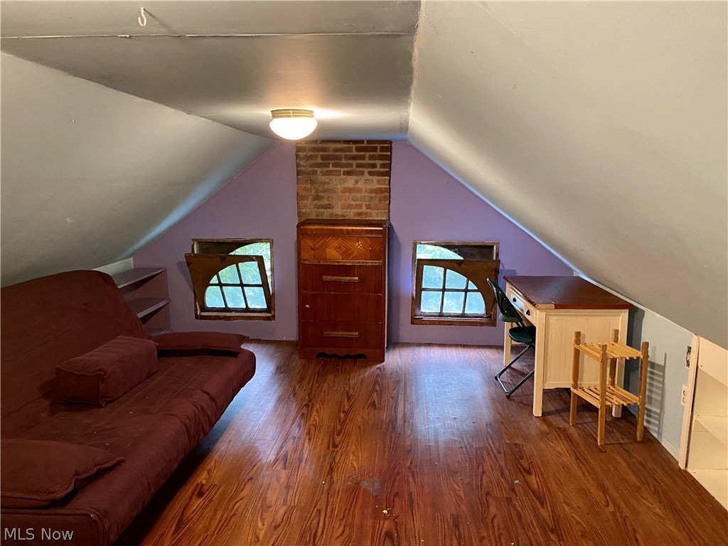 1551 Crest Road Cleveland Heights, OH 44121 - Photo 17 of 19