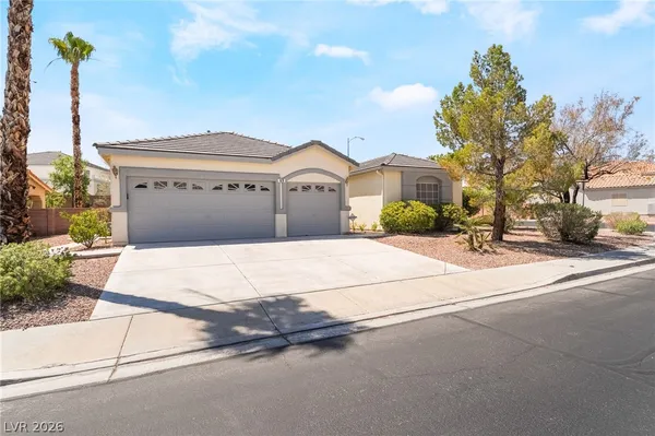 $690,000 | 679 Kentons Run Avenue, Henderson, NV 89052
