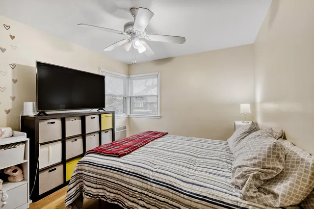 $165,000 | 837 Lathrop Avenue, Unit 2E, Forest Park, IL 60130