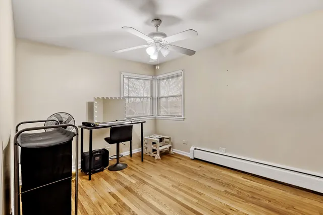 $165,000 | 837 Lathrop Avenue, Unit 2E, Forest Park, IL 60130