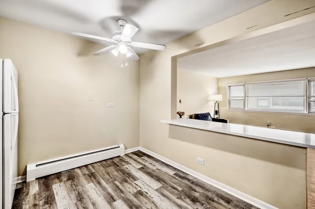 $165,000 | 837 Lathrop Avenue, Unit 2E, Forest Park, IL 60130