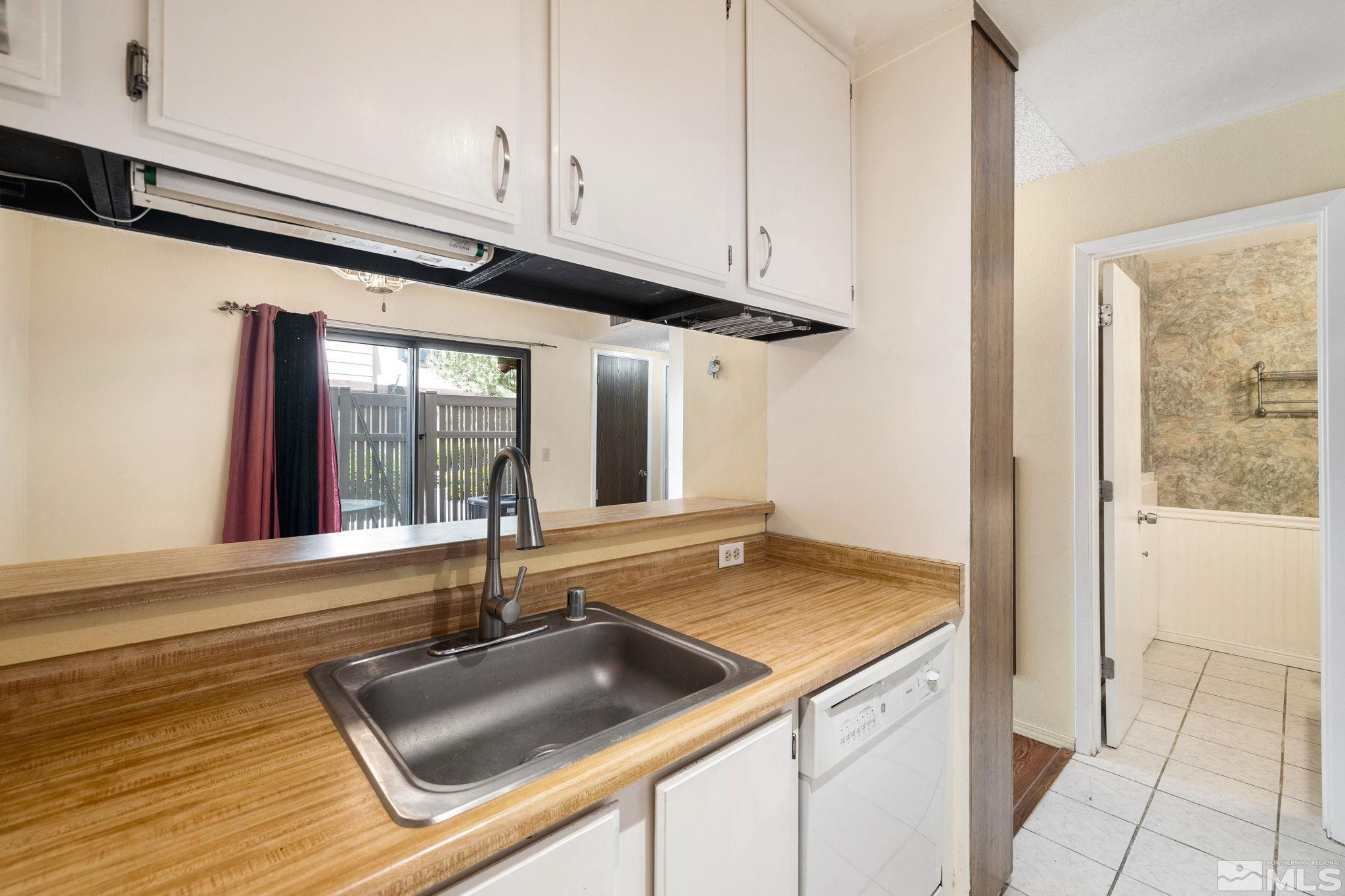 4545 Reggie Road Reno, NV 89502 - Photo 7 of 21 Photo 7