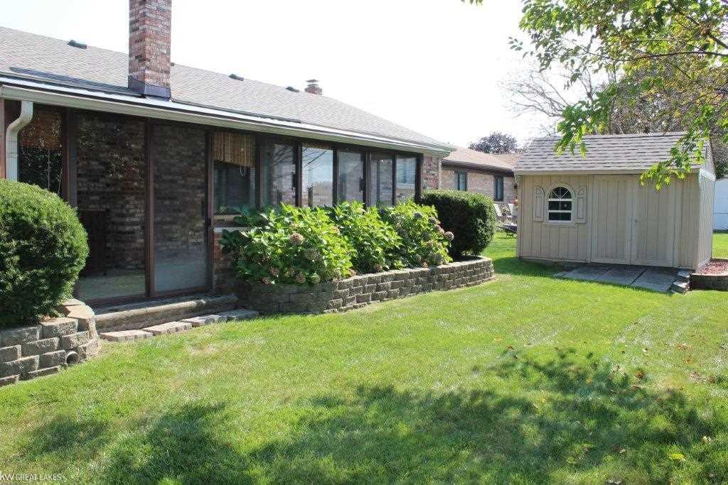 47797 Concord Road Macomb, MI 48044 - Photo 6 of 28 31350711-5.JPG
