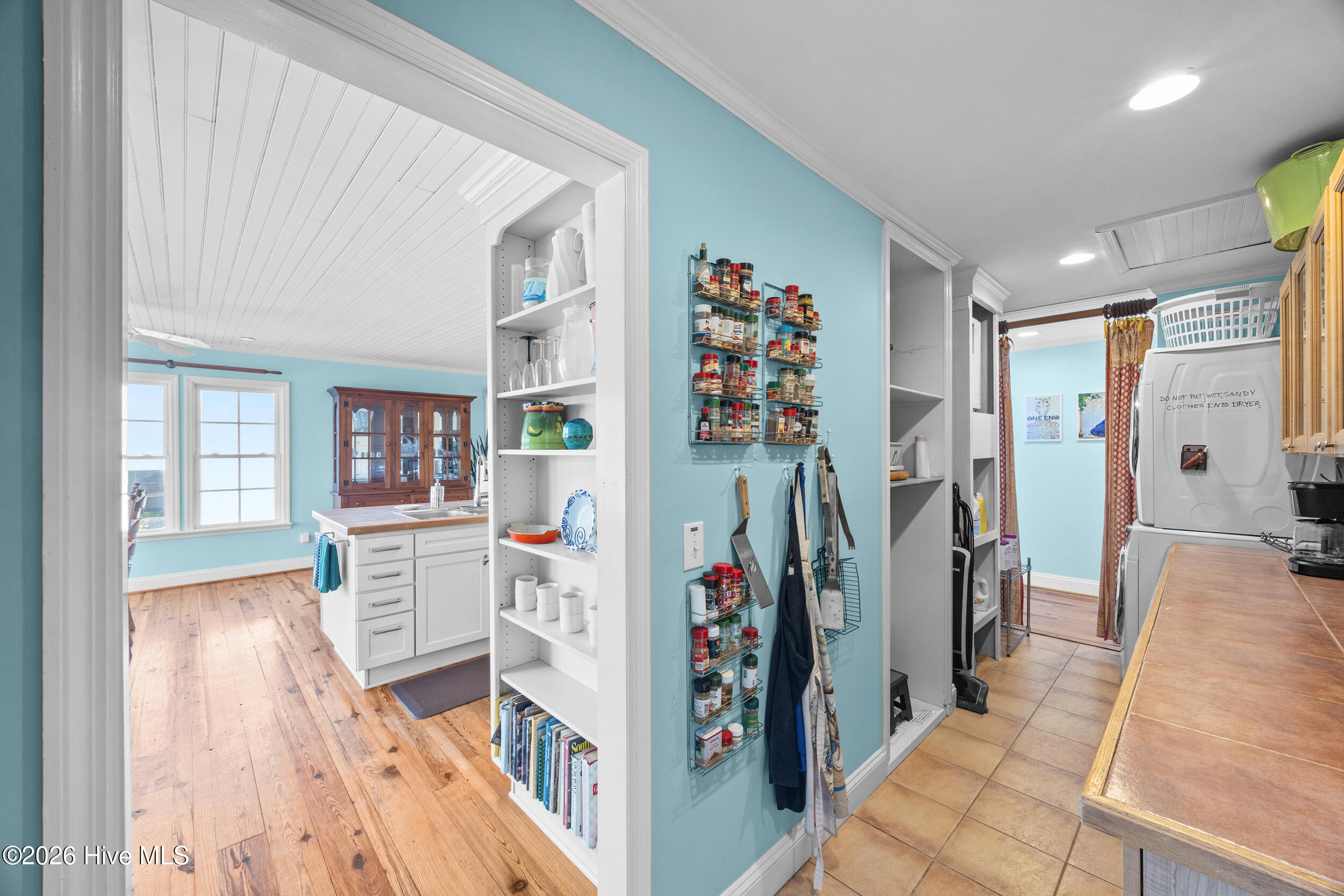 1763 New River Inlet Road North Topsail Beach, NC 28460 - Photo 88 of 106 21_hallway