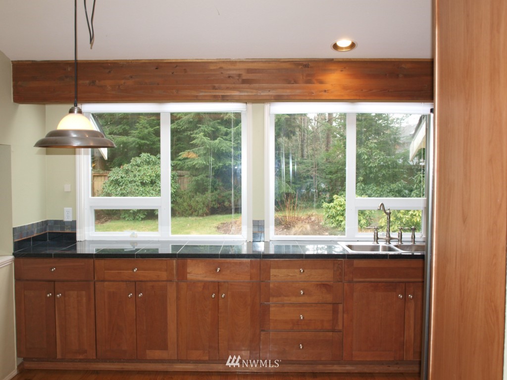18213 154th Place Southeast Renton, WA 98058 - Photo 7 of 15 Gallery Image 7