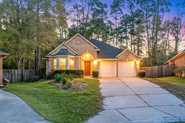 $469,000 | 2 Gilded Crest Court, Spring, TX 77382