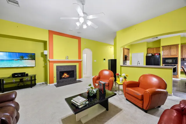 $469,000 | 2 Gilded Crest Court, Spring, TX 77382