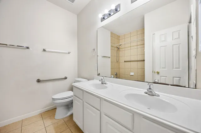 $469,000 | 2 Gilded Crest Court, Spring, TX 77382