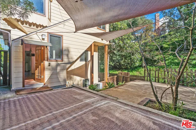 $7,500 | 3705 Fredonia Drive, Los Angeles, CA 90068