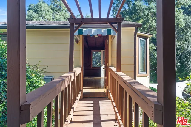 $7,500 | 3705 Fredonia Drive, Los Angeles, CA 90068