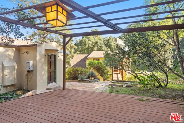 $7,500 | 3705 Fredonia Drive, Los Angeles, CA 90068