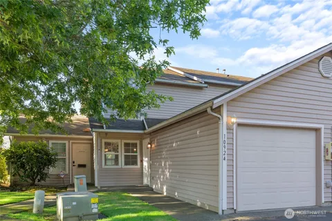 $295,000 | 10924 63rd Street East, Puyallup, WA 98372