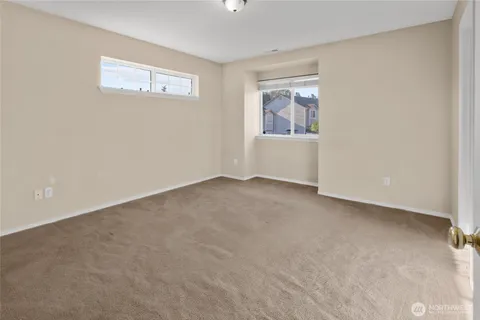 $295,000 | 10924 63rd Street East, Puyallup, WA 98372