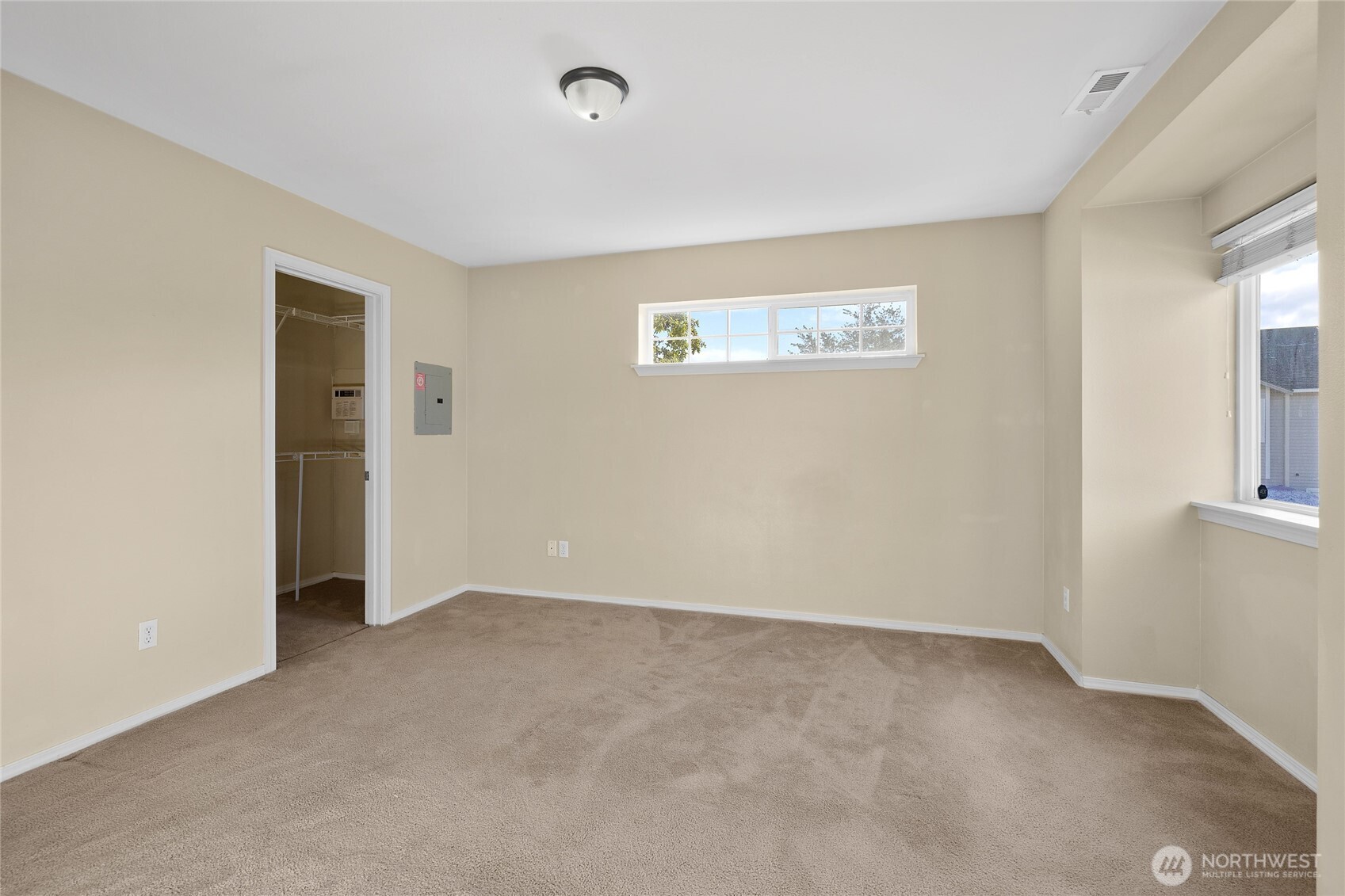 10924 63rd Street East Puyallup, WA 98372 - Photo 23 of 36