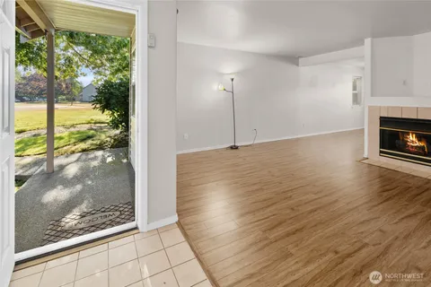 $295,000 | 10924 63rd Street East, Puyallup, WA 98372