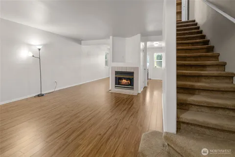 $295,000 | 10924 63rd Street East, Puyallup, WA 98372