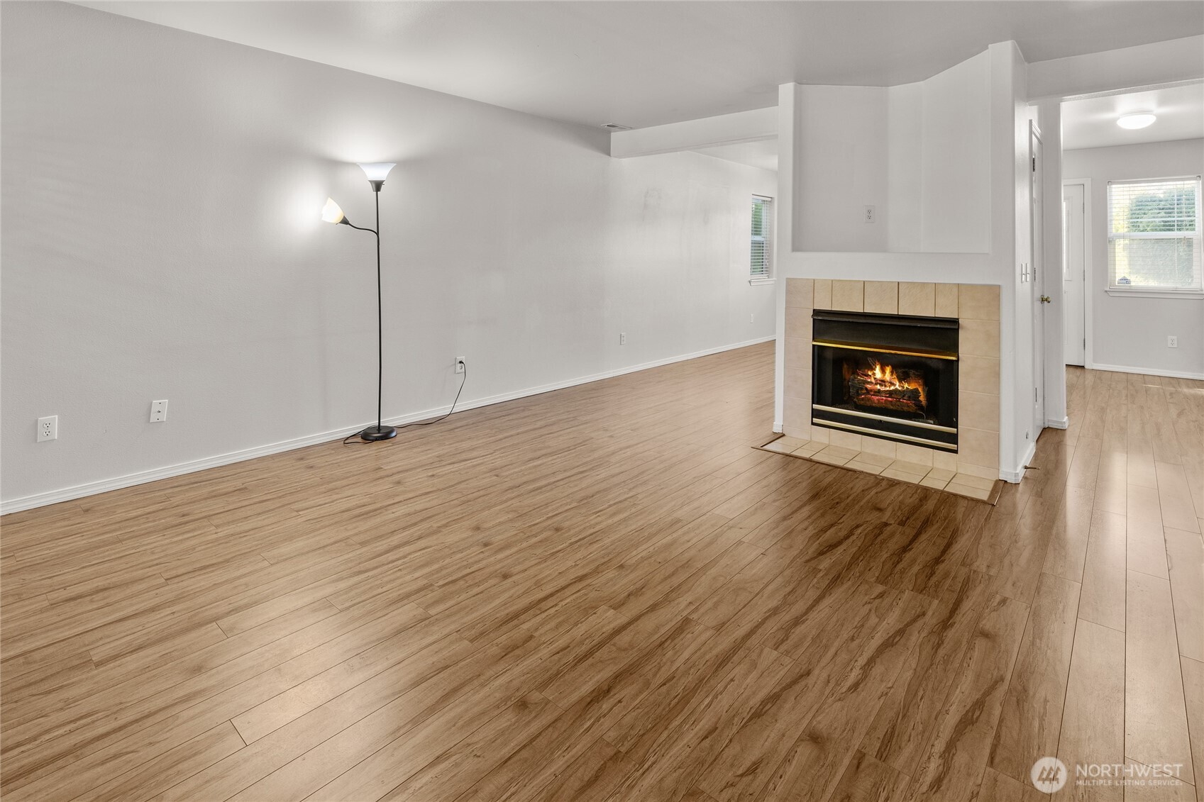 10924 63rd Street East Puyallup, WA 98372 - Photo 6 of 36