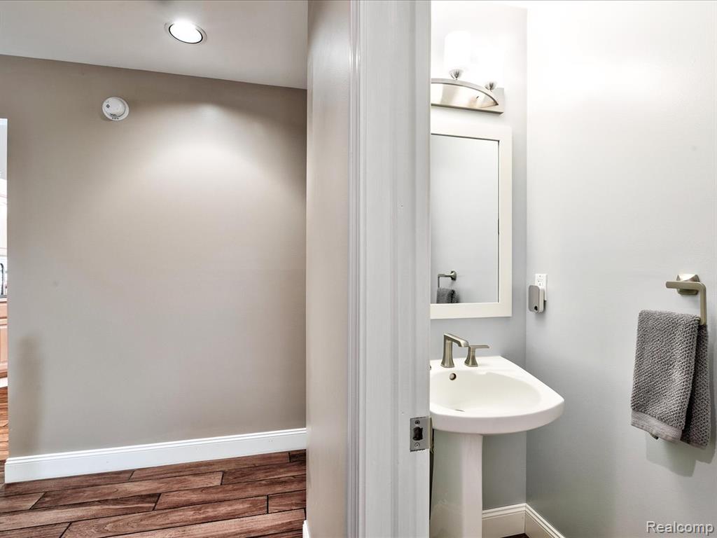 3421 Vincent Road North Street, MI 48049 - Photo 29 of 51 Gallery Image 29