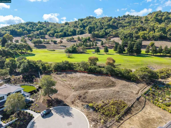 $1,895,000 | 20 Adobe Lane, Orinda, CA 94563