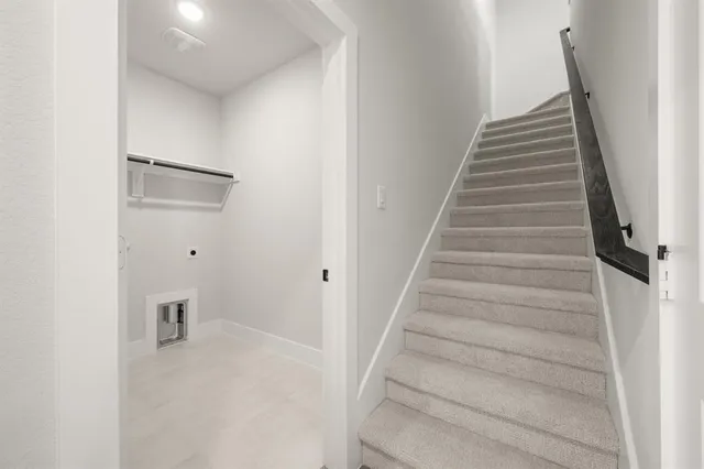 $428,553 | 226 Maybank Street, Glenn Heights, TX 75154