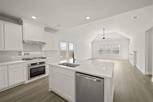 $428,553 | 226 Maybank Street, Glenn Heights, TX 75154