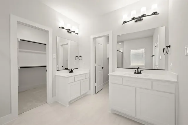 $428,553 | 226 Maybank Street, Glenn Heights, TX 75154