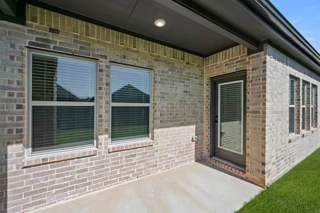 $428,553 | 226 Maybank Street, Glenn Heights, TX 75154