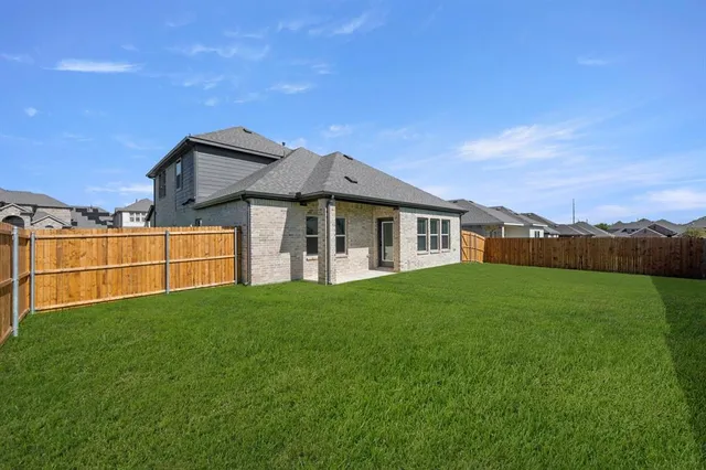 $428,553 | 226 Maybank Street, Glenn Heights, TX 75154