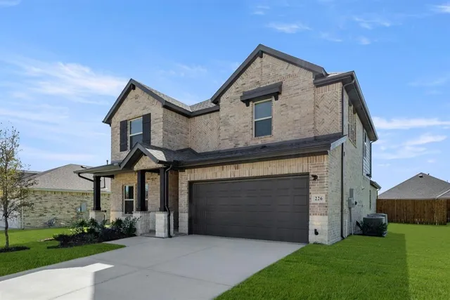$428,553 | 226 Maybank Street, Glenn Heights, TX 75154