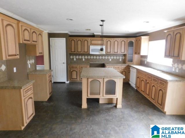 140 Pleasant Trail Jasper, AL 35504 - Photo 4 of 14