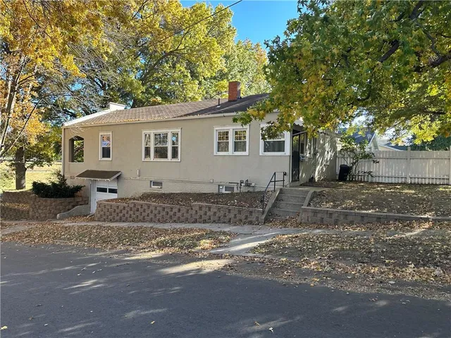 $160,000 | 1402 South 30th Street, St. Joseph, MO 64507