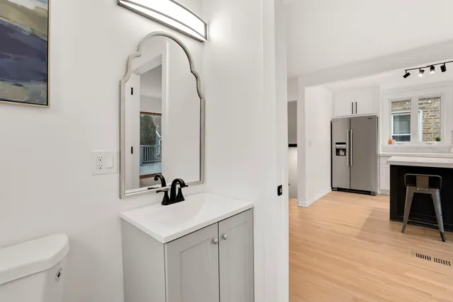 $649,900 | 5828 North Melvina Avenue, Chicago, IL 60646