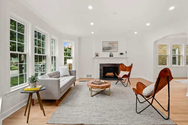 $649,900 | 5828 North Melvina Avenue, Chicago, IL 60646