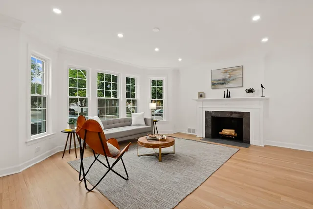 $649,900 | 5828 North Melvina Avenue, Chicago, IL 60646