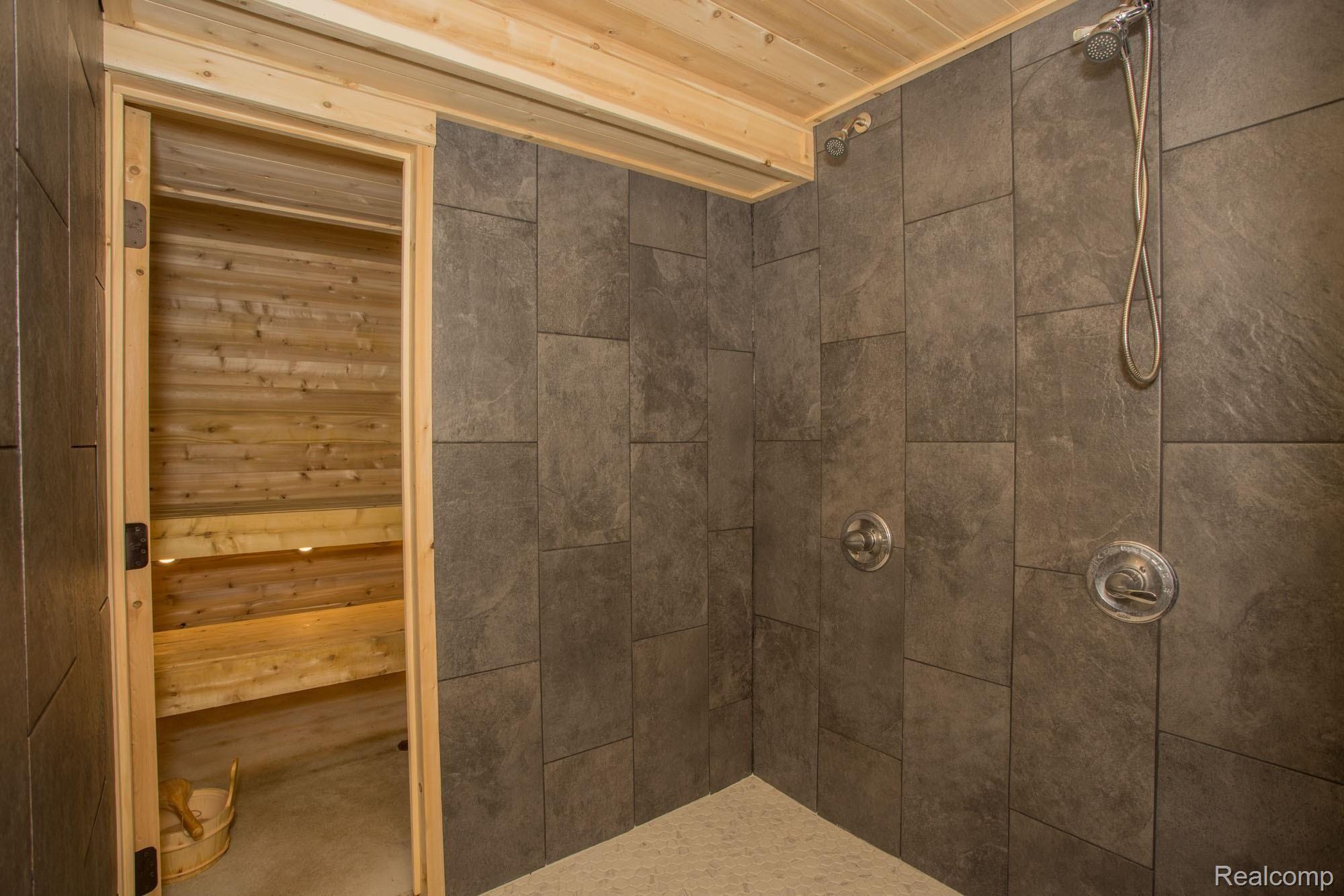 2409 Grove Park Road Fenton, MI 48430 - Photo 47 of 54 2409-grove-park-00008.jpg